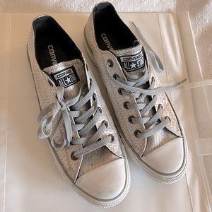 Converse in pastel rainbow colors. Excellent condition, wore only once. W10